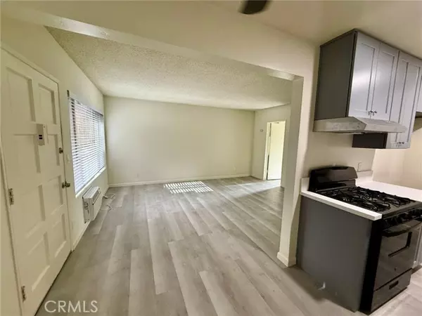 Los Angeles, CA 90027,4150 Prospect AVE 3