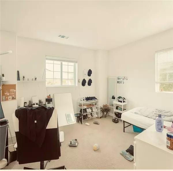 Westminster, CA 92683,8197 Jasmine AVE