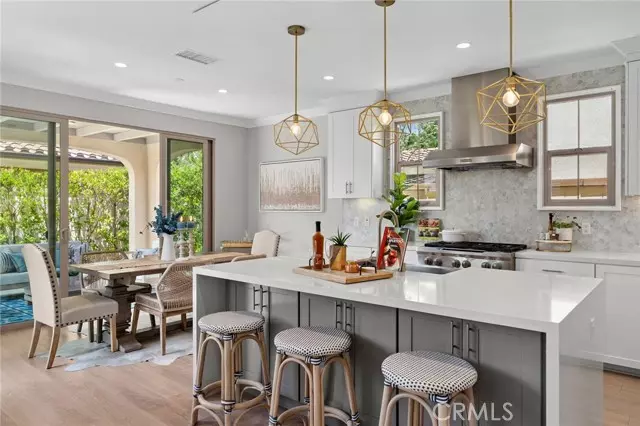 82 Decker, Irvine, CA 92620