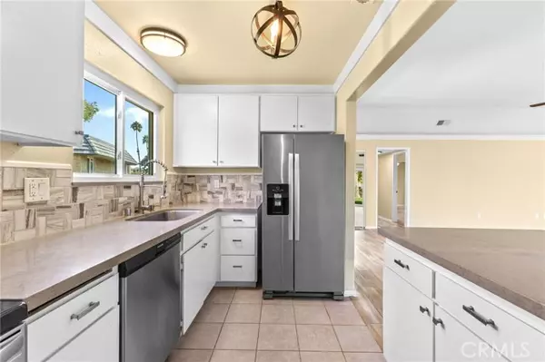 Canyon Lake, CA 92587,22354 Canyon Club DR