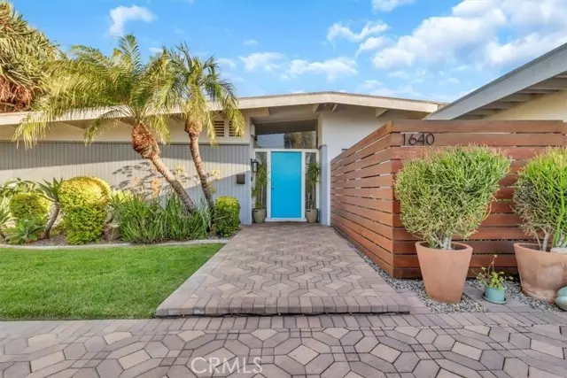 1640 W Ricky AVE, Anaheim, CA 92802