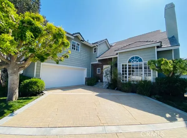 4192 Shorebreak DR, Huntington Beach, CA 92649