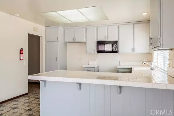 Corona, CA 92879,843 Alder ST