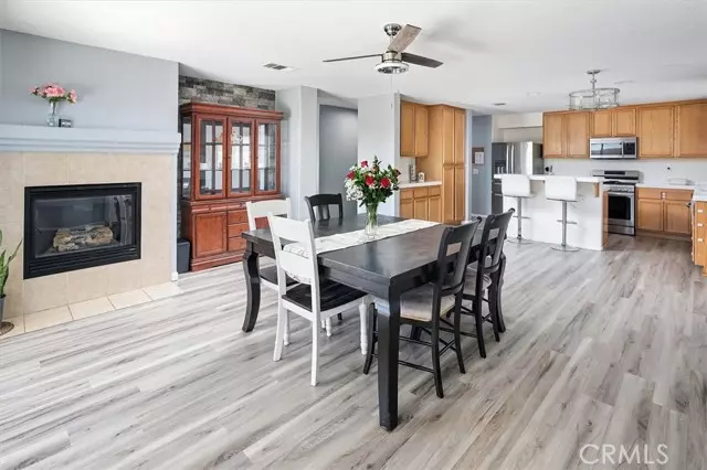 45424 Spahn LN, Lancaster, CA 93535