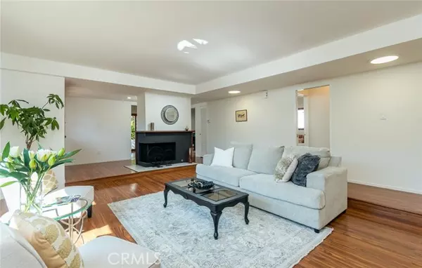 Glendale, CA 91206,2931 Graceland WAY