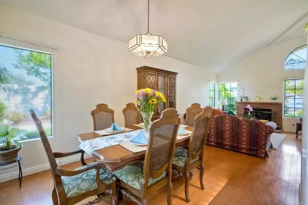Oceanside, CA 92056,904 Robinwood DR