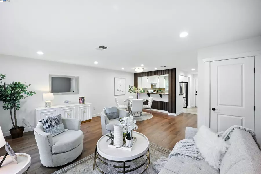865 Carlisle Way 128, Sunnyvale, CA 94087