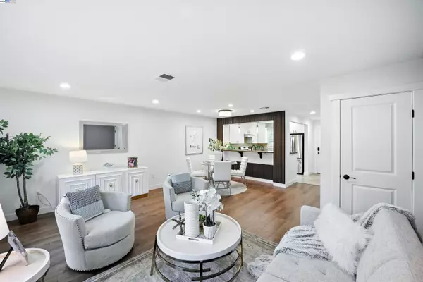 865 Carlisle Way 128, Sunnyvale, CA 94087