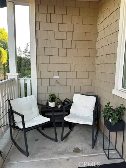 Compton, CA 90221,16 Manzanita LN