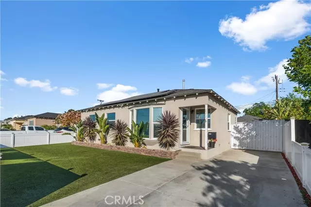 Whittier, CA 90606,8242 Summerfield AVE