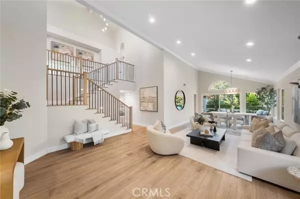 Irvine, CA 92612,6 Monterey 5