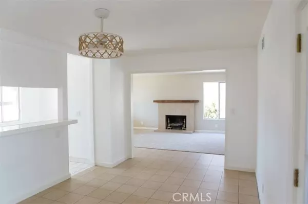 Costa Mesa, CA 92626,1192 Dorset LN