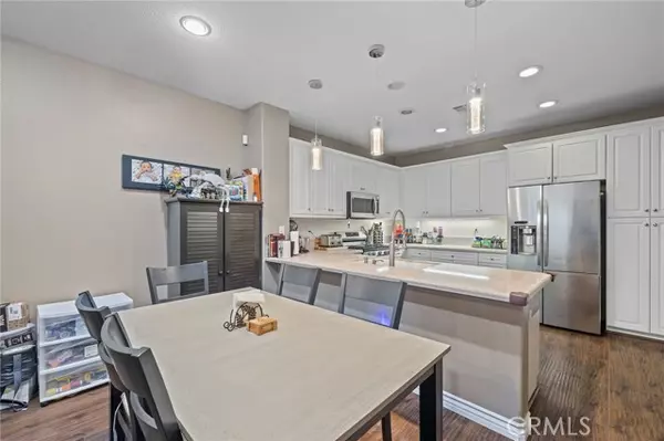 Eastvale, CA 91752,12469 Sabrosa Ln