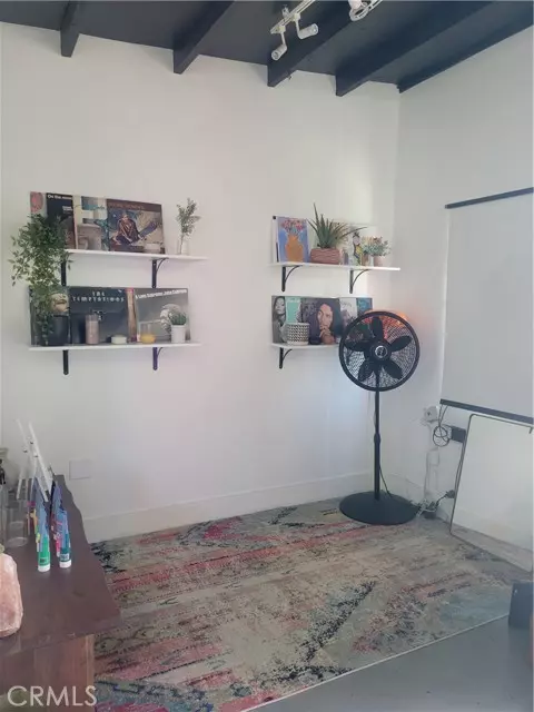 2824 E 10th ST, Long Beach, CA 90804