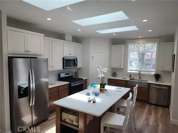Huntington Beach, CA 92647,6241 Warner AVE 120