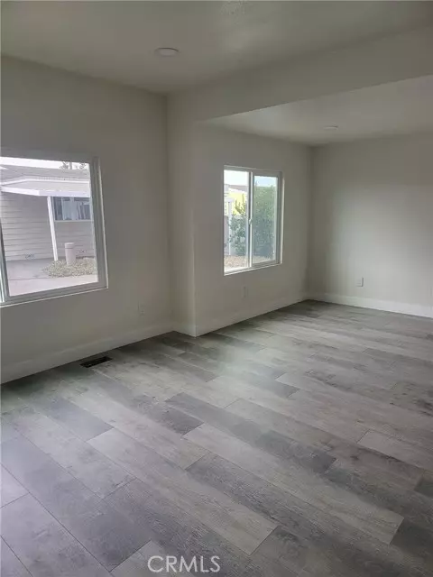 Long Beach, CA 90803,6207 Seabreeze