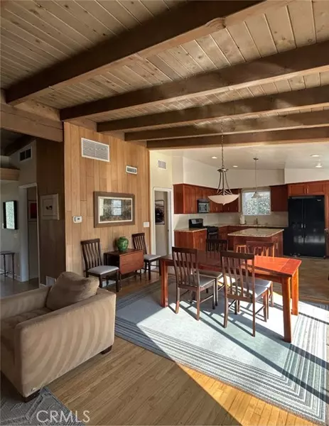 5835 Babbitt AVE, Encino, CA 91316