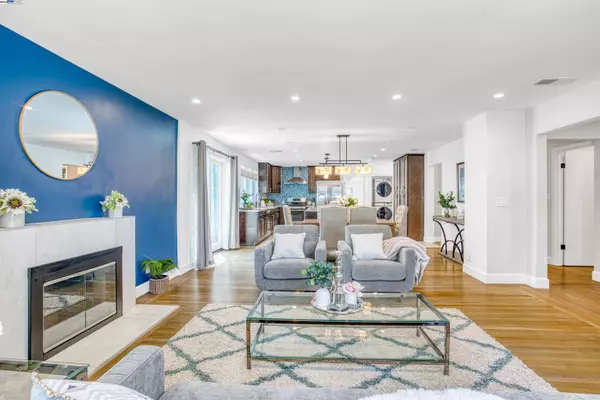 San Leandro, CA 94577,337 Farrelly Dr
