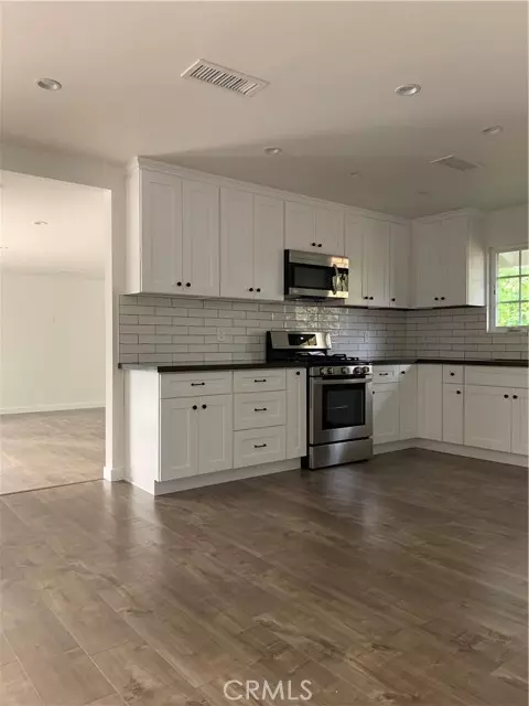 West Hills, CA 91307,22678 Kittridge ST