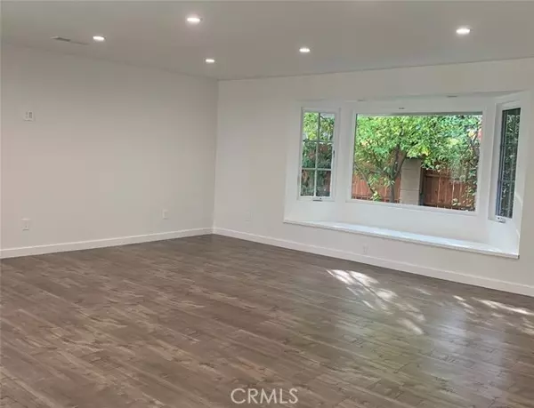 West Hills, CA 91307,22678 Kittridge ST