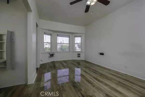 Long Beach, CA 90802,354 Chestnut AVE 20