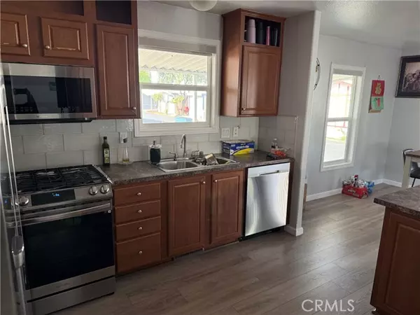 Perris, CA 92570,350 San Jacinto 29