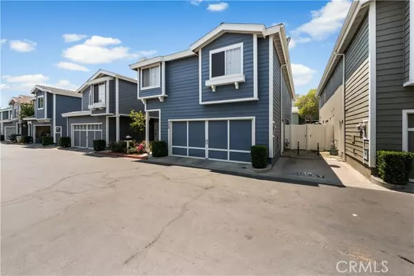 North Hills, CA 91343,9228 Ventana LN