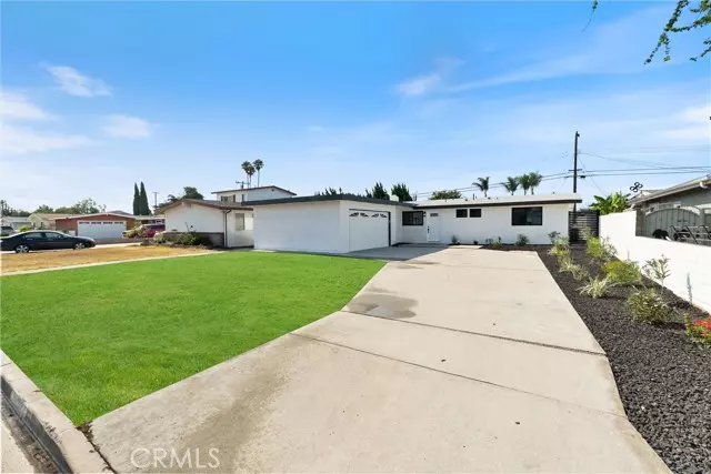 8852 Blossom AVE, Garden Grove, CA 92841