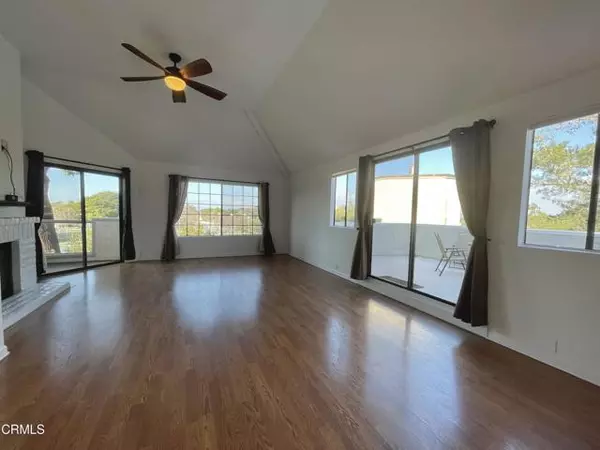 Port Hueneme, CA 93041,727 Island View CIR