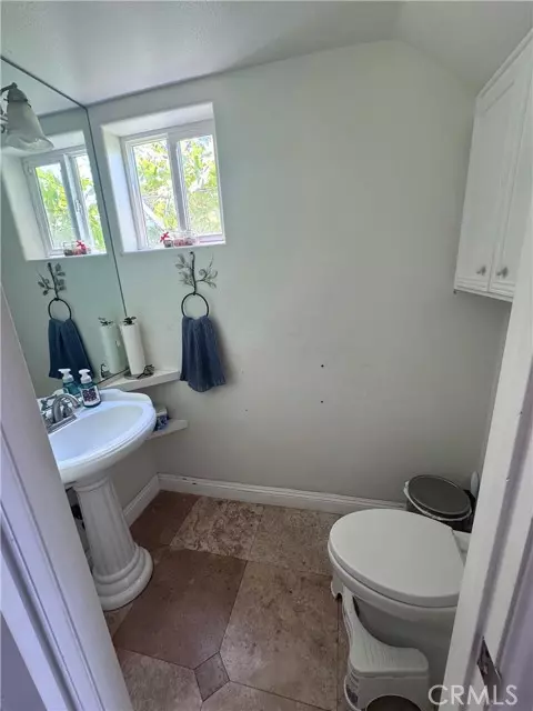 Sunland, CA 91040,10300 Whitegate AVE