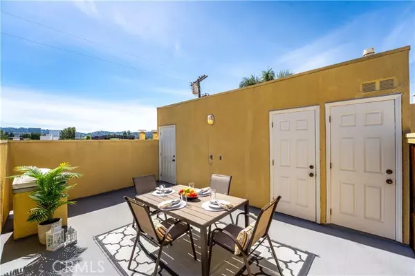 Sherman Oaks, CA 91411,5350 N Sepulveda BLD 15