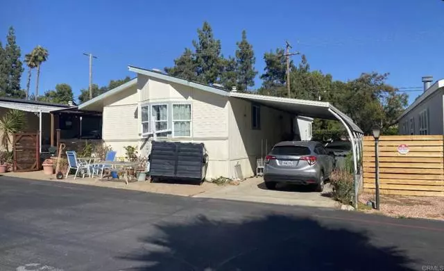 1301 S Hale Avenue 3, Escondido, CA 92029