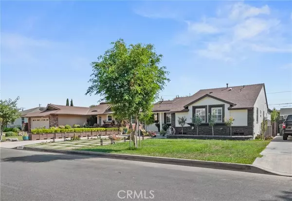Downey, CA 90240,8352 Otto ST