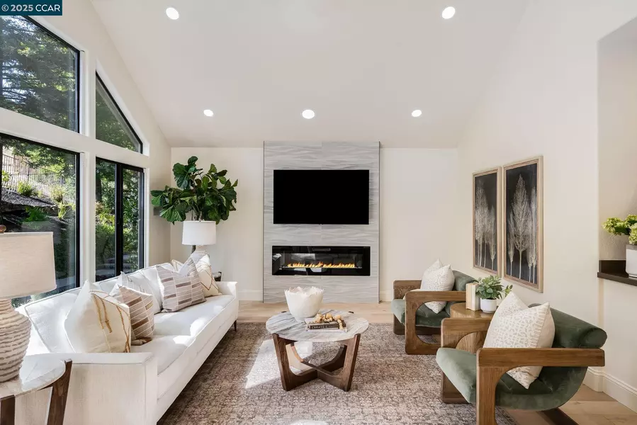 3363 Deer Hollow Dr, Danville, CA 94506