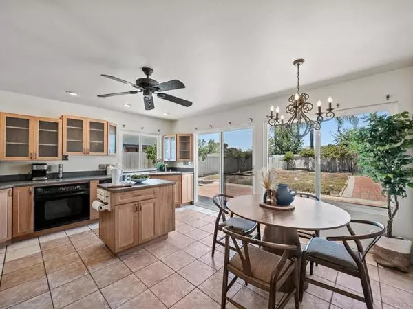 Escondido, CA 92027,1102 Linwood PL