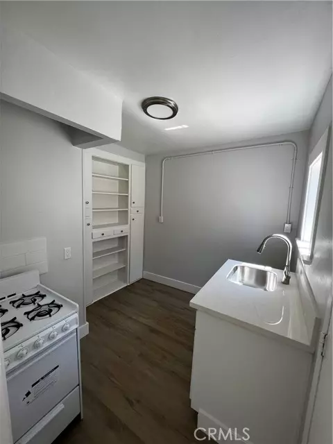 Long Beach, CA 90804,1240 Dawson AVE