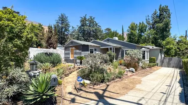 Altadena, CA 91001,2560 Allen AVE