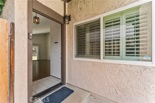 Canyon Country, CA 91387,16905 Shinedale DR
