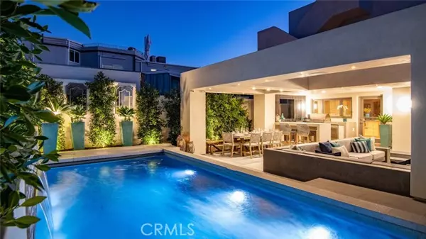 2540 Manhattan AVE, Hermosa Beach, CA 90254