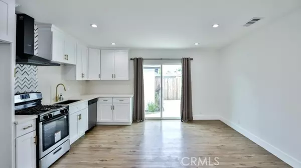 North Hollywood, CA 91605,11445 Saticoy ST