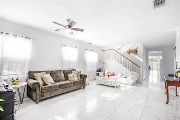 Temecula, CA 92592,44364 Kingston DR