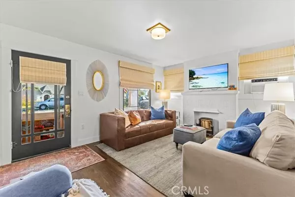 Fullerton, CA 92831,1124 E Whiting Ave