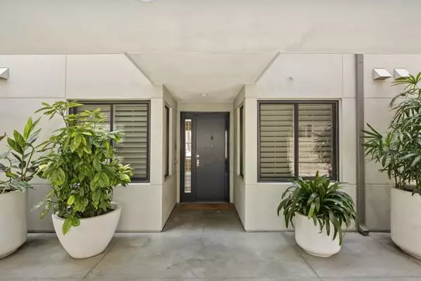 La Jolla, CA 92037,5470 La Jolla BLD H102