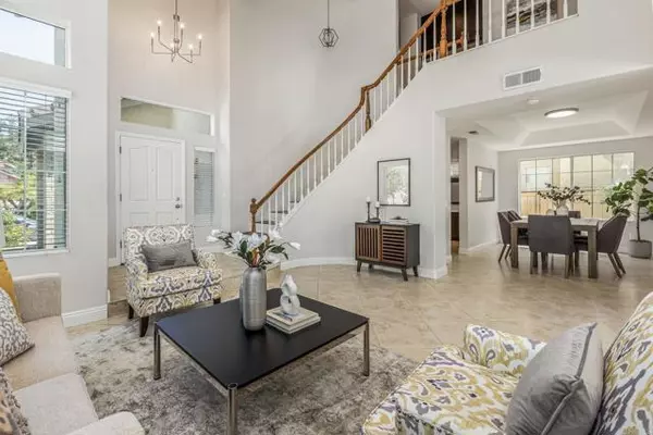 San Diego, CA 92128,14136 Capewood LN