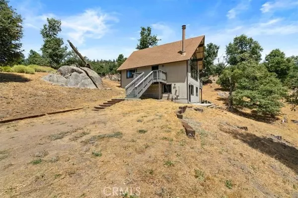 Tehachapi, CA 93561,26100 Deertrail DR