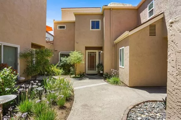 Ramona, CA 92065,23957 Green Haven LN