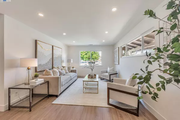 Fremont, CA 94538,39087 Yosemite WAY
