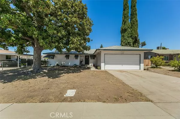 4747 E Clinton AVE, Fresno, CA 93703