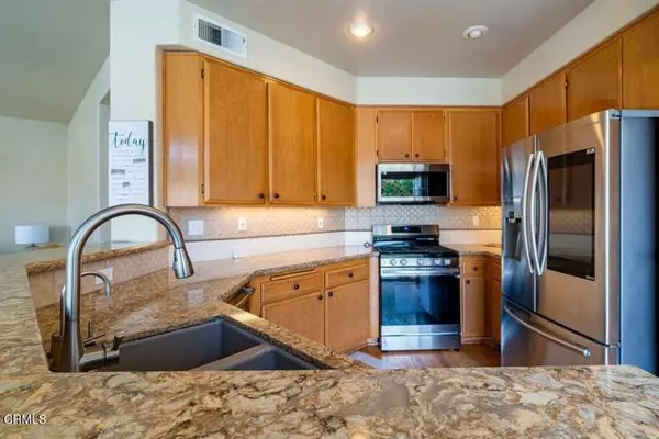 Fillmore, CA 93015,1041 Meadowlark DR
