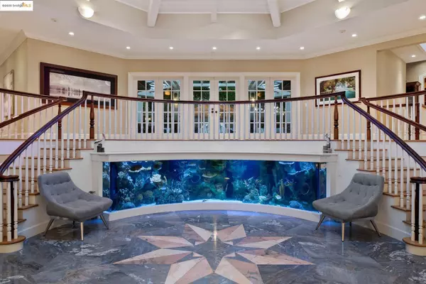 Lafayette, CA 94549,9 Burton Vista Ct